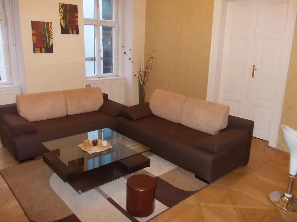 Mivos Prague Apartments República Checa
